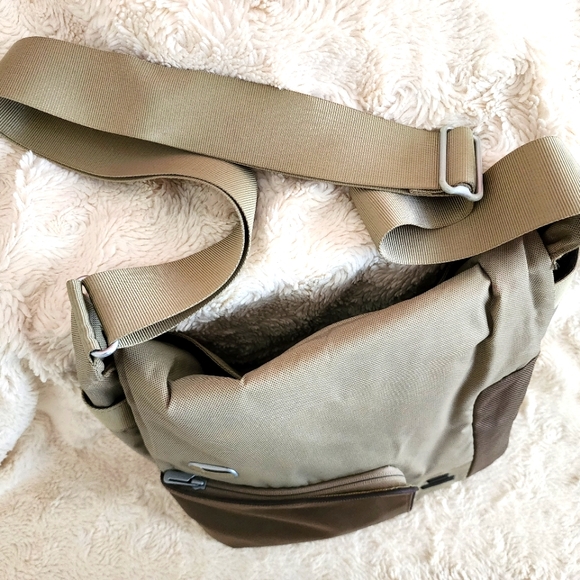 Messenger bag - Picture 3 of 6